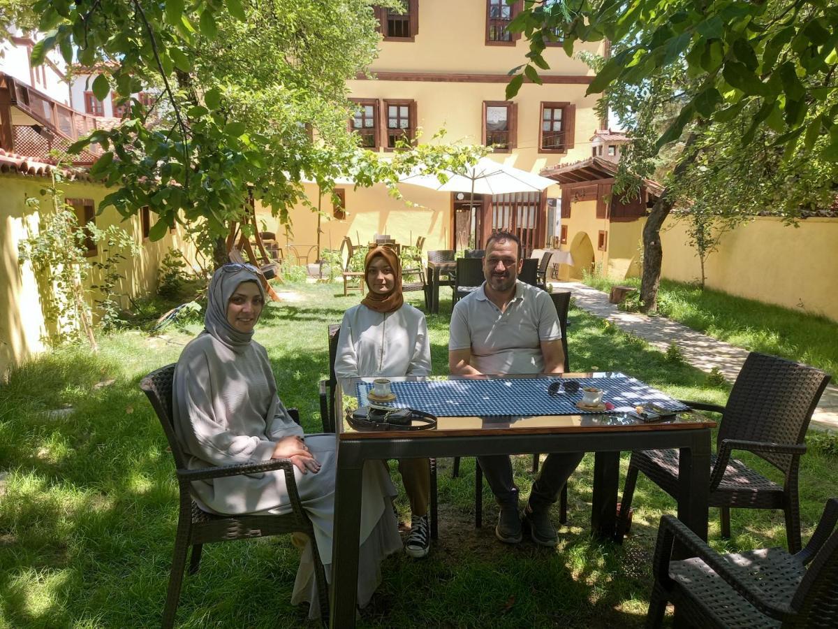 Sari Konak Garden Otel Σαφράμπολη Εξωτερικό φωτογραφία